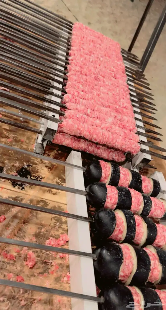 معلم مشويات خارجيه ودوار السعاده مشاوي كباب 11