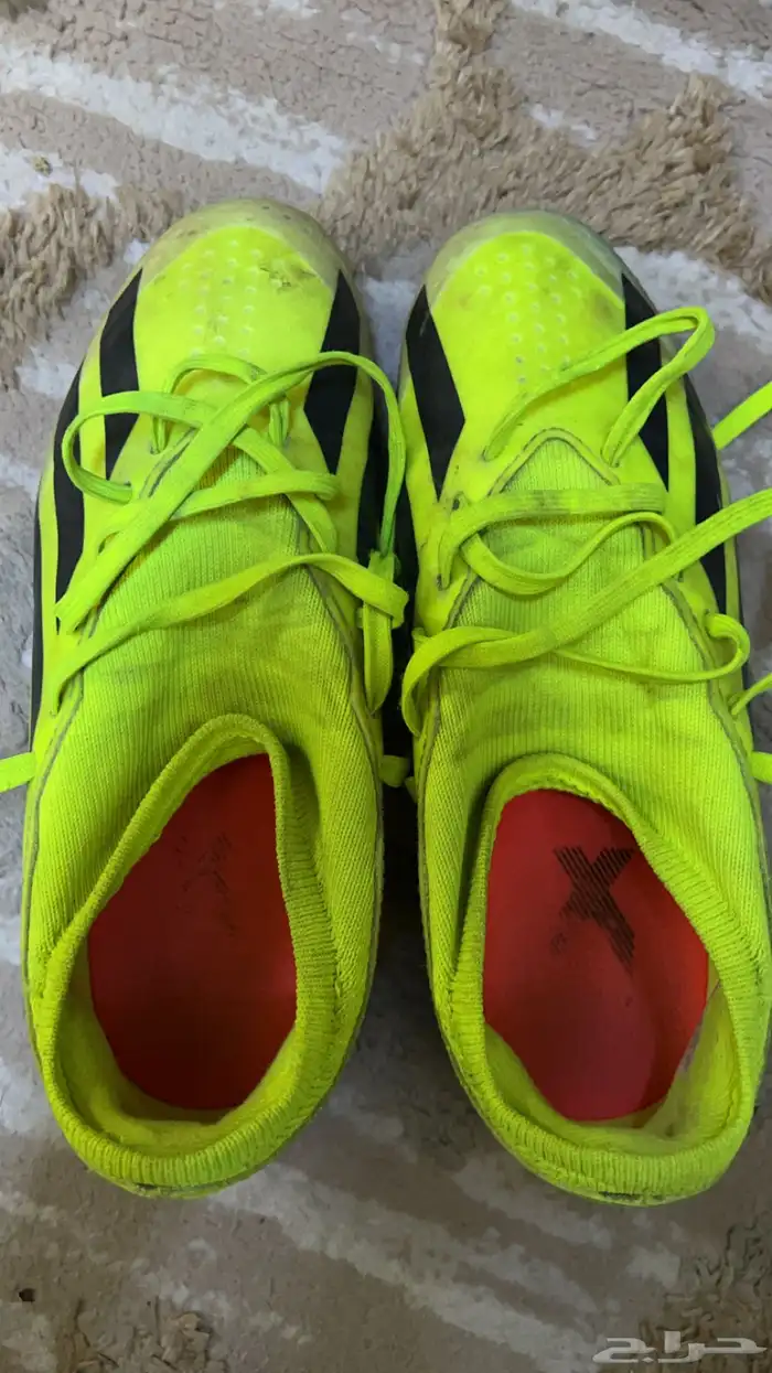 بوت حذاء كرة قدم اديداس 0