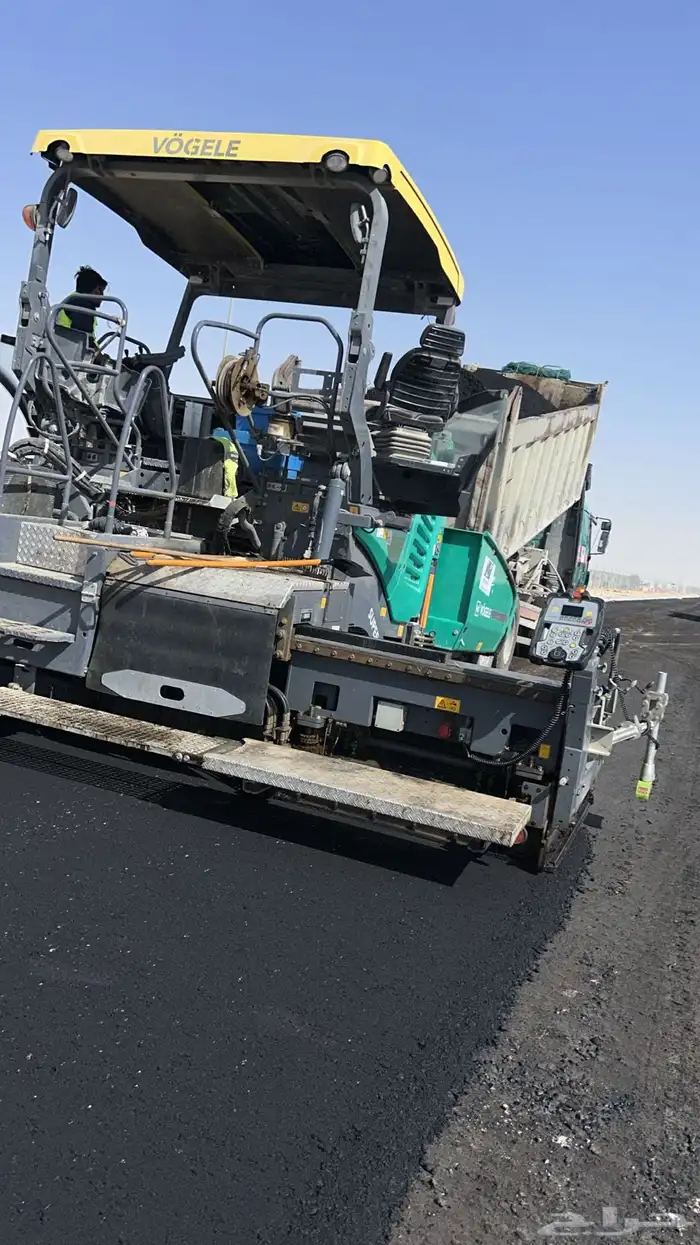 للإيجار معدات اسفلت الحديثة 23