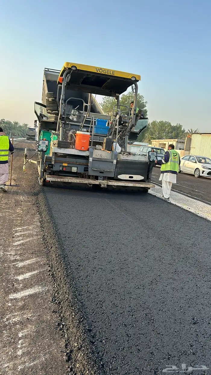 للإيجار معدات اسفلت الحديثة 21