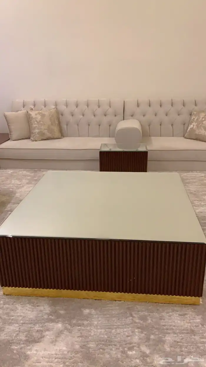 طاولات ارضيه 1