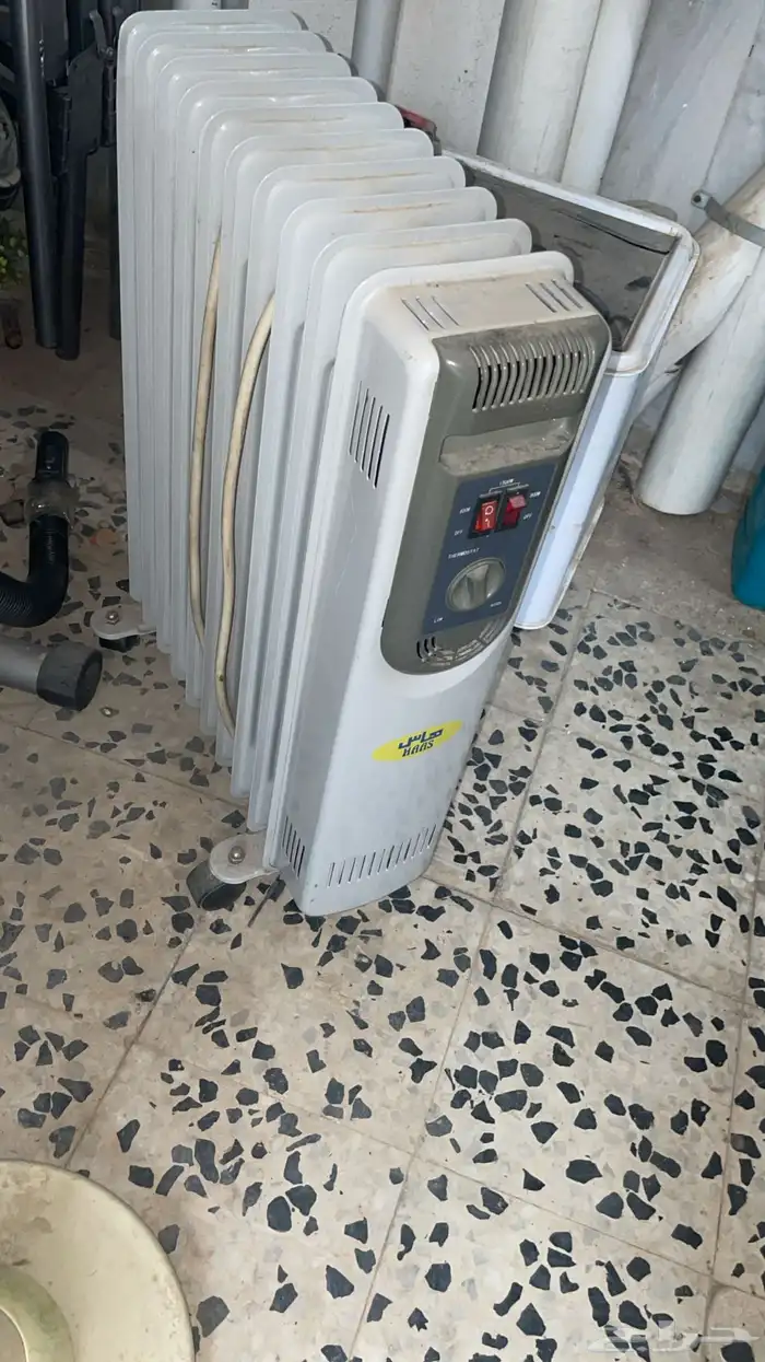 مكتب  كنب في حاله جيده فلتر هواء منقي 6