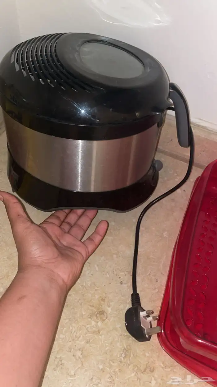مكتب  كنب في حاله جيده فلتر هواء منقي 11