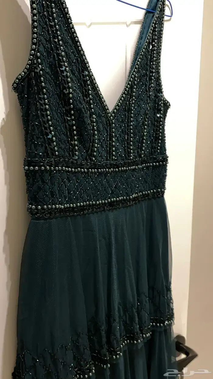 فستان سهرة من ماركة ليس آند بيدز 2