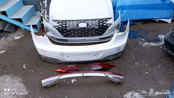 صدام خلفي ازيرا 2021 2022 2023 0