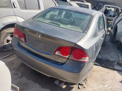 هوندا سفك 2007 تشليح قطع غيار فقط محركات سليمه فل الفل 1