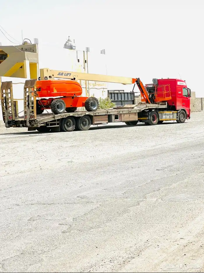 سقالات رافعات سله مان لفت - سيزر لفت للايجار 2