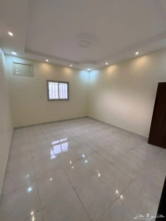 عماره للبيع جديده حي المحاله 4
