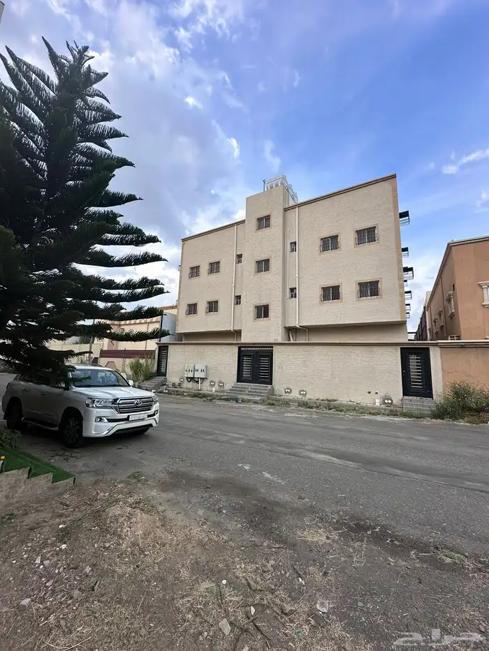 عماره للبيع جديده حي المحاله 0