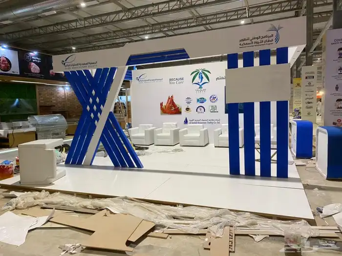 بوثات معارض كونترات ديكورات داخليه نجارة عامة 0