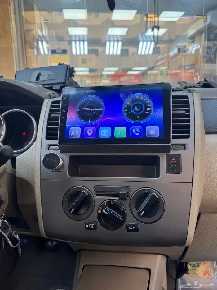 شاشة نيسان تيدا 2005 0