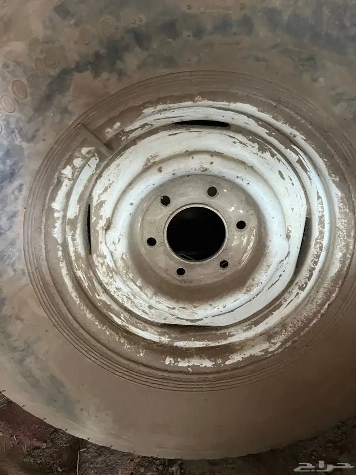 يوجد قطع غيار دوج موديلات قديمه 85