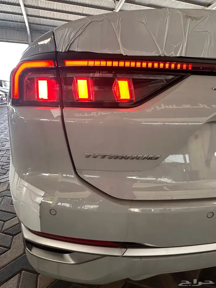 فورد تورس تيتانيوم 2025 خصم خاص 15