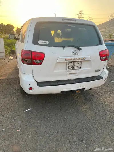 سكويا تويوتا 2013 0