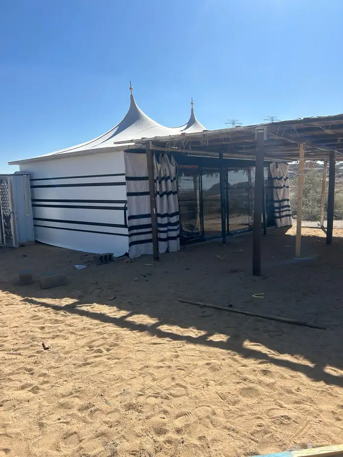 خيام الصقور 0