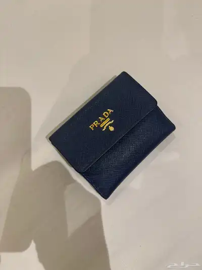 محفظة Prada كحليه 0