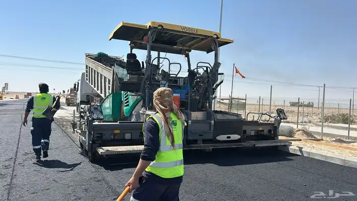 للإيجار معدات اسفلت الحديثة 31