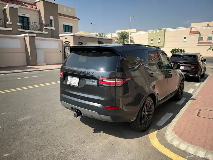 2019 لاندروفر دسكفري HSE ديزل 1
