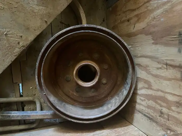 يوجد قطع غيار دوج موديلات قديمه 81