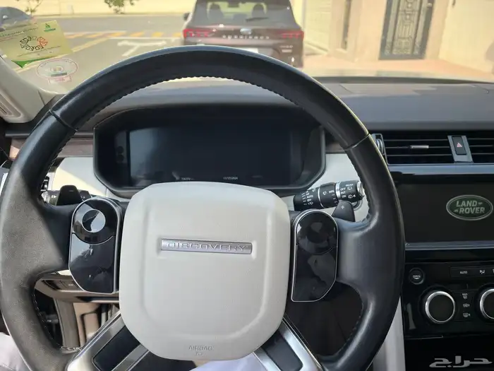 2019 لاندروفر دسكفري HSE ديزل 4