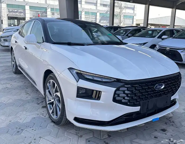 فورد تورس تيتانيوم 2025 خصم خاص 5