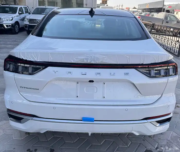 فورد تورس تيتانيوم 2025 خصم خاص 4