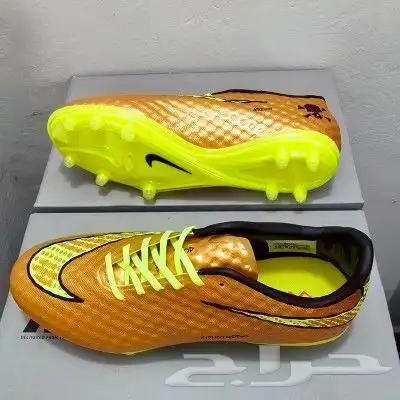 جميع شوزات و جزم نيمار القديمة والنادرة Nike hypervenom 19