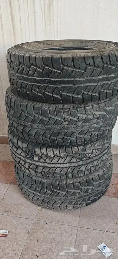 كفرات مستخدمة مقاس 315 70 R17 جنط 17 تاريخ 2021 0