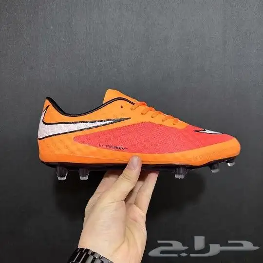 جميع شوزات و جزم نيمار القديمة والنادرة Nike hypervenom 13