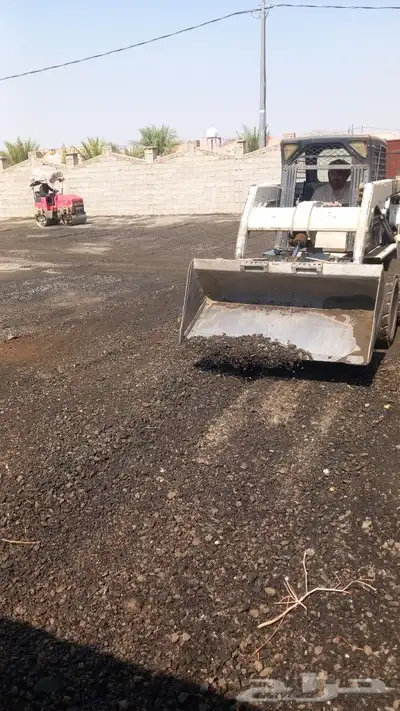 نعمل في جميع أعمال الاسفلت الجديد والمقشور توريد وتنفيذ 1