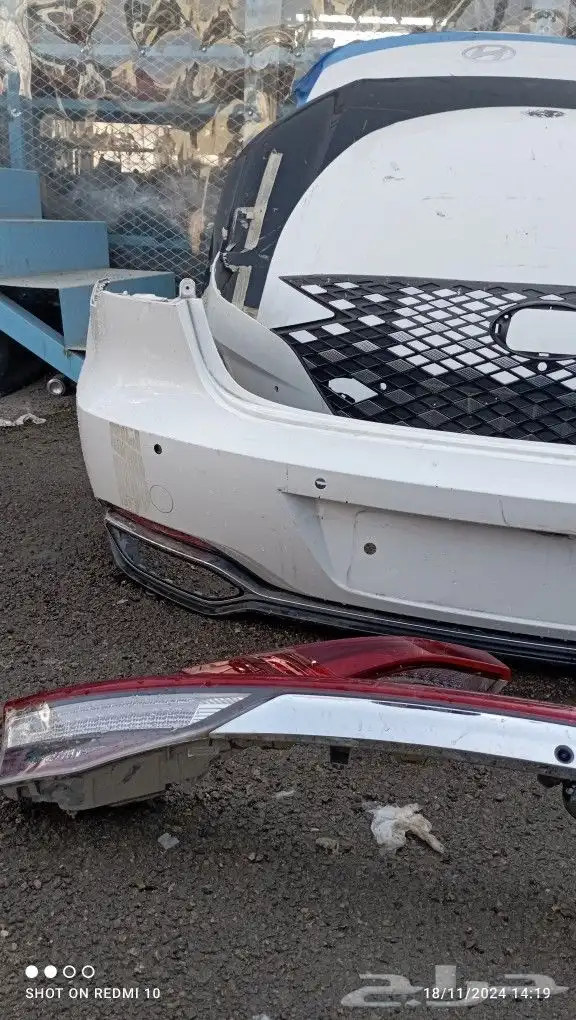 صدام خلفي ازيرا 2021 2022 2023 5