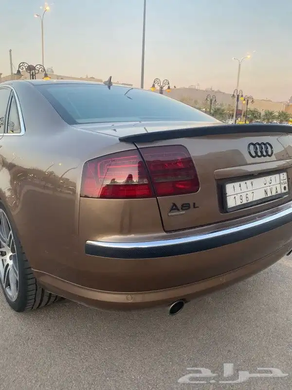 أودي A8 2009 4