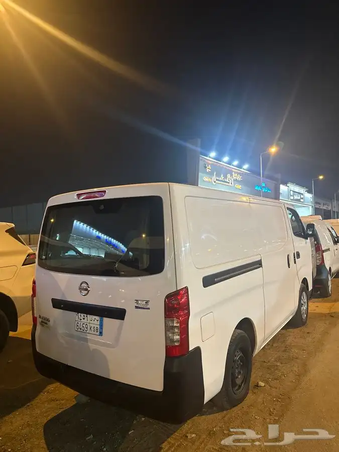 نيسان اورفان ديزل 2021 3