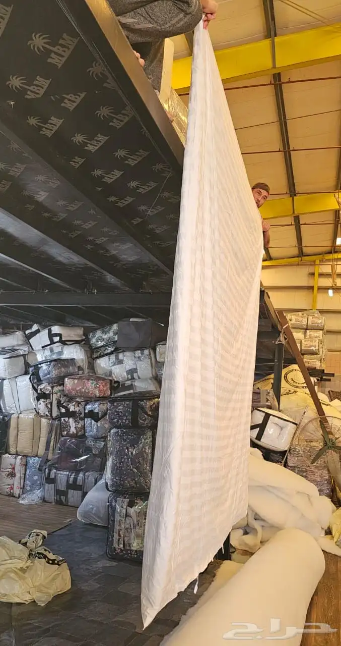 شراشف ولحافات وبيت لحاف بيت بوكس جميع الأنواع 33