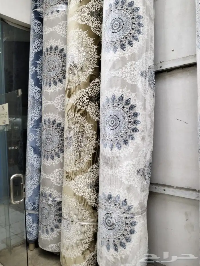 يوجد موكيت تركى وامارتى ووطني وجميع انواع الفنيل بلجيكا وفرن 0