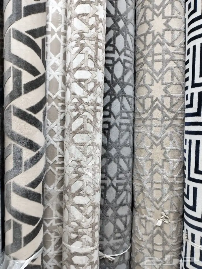 يوجد موكيت تركى وامارتى ووطني وجميع انواع الفنيل بلجيكا وفرن 11