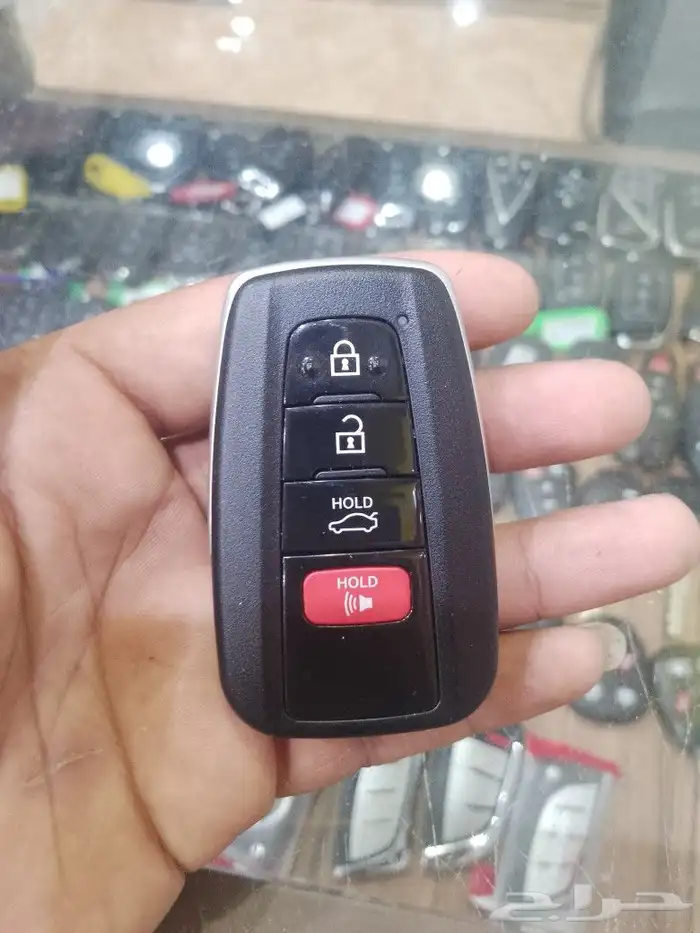 نسخ وبرمجة جميع انواع مفاتيح السيارات بدل فاقد أو اسبير 0
