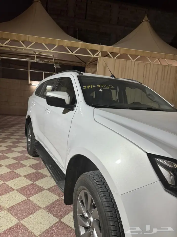 ايسوزو MUX 2024 0