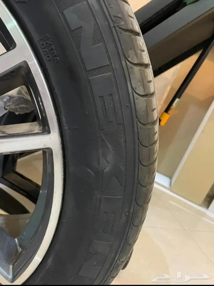 للبيع جنطين فورد موستنج مع الكفرات بسعر مناسب 4