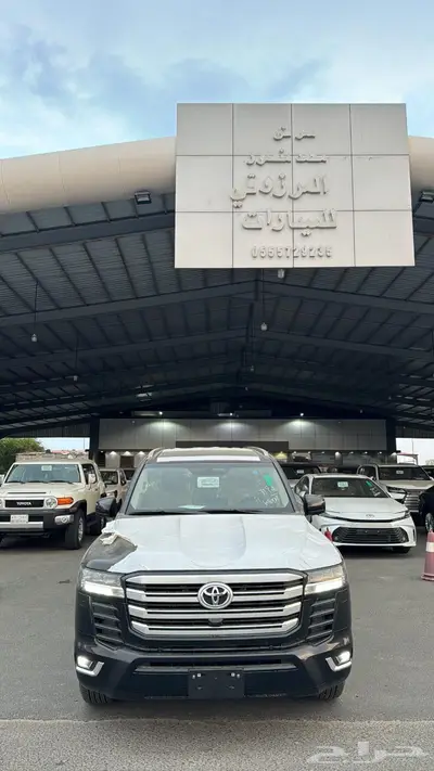 تويوتا جي اكس ار 2024 ديزل L3 مخمل سعودي اللون اسود 1