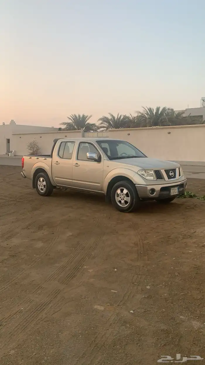نافارا2010 1