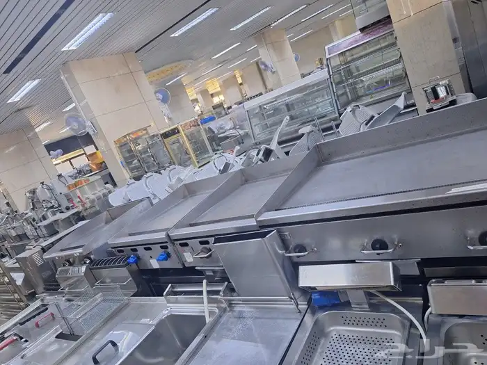 فرصة لا تعو ض بيع معدات مطاعم وكافيهات مستعملة ممتازة 21