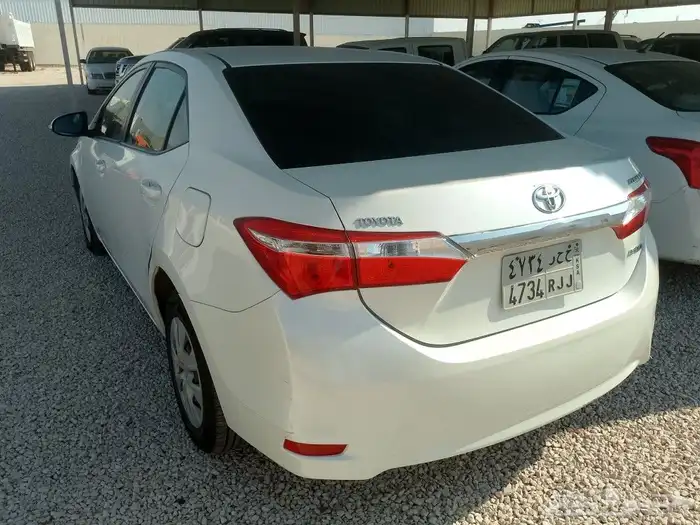 كورلا 2016 اتوماتيك ب40 الف 19