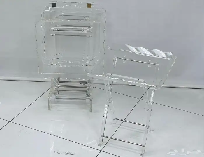 طقم طاولات أكريلك شنطة . 4