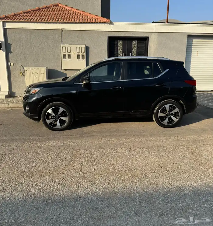 سيارة جاك GS3 8