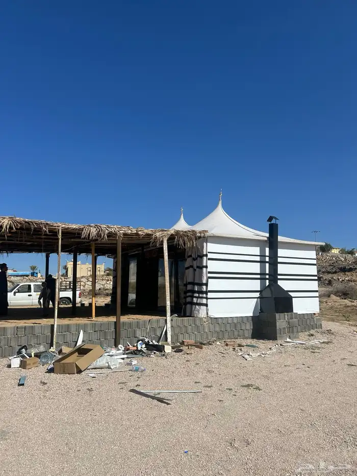 خيام الصقور الملكية 1