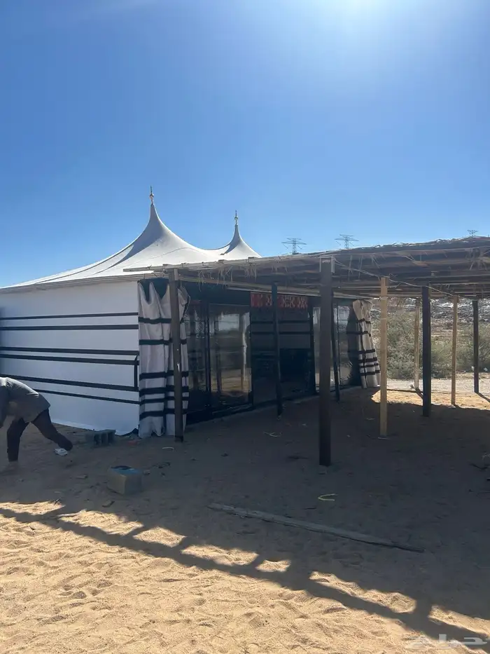 خيام الصقور الملكية 4