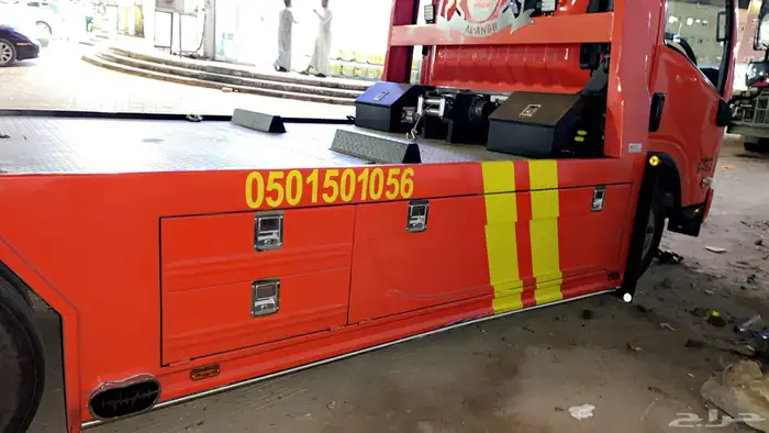 سطحه صامطه لنقل السيارات 2