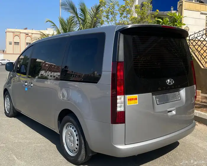 ( تم البيع )هونداي ستاريا 2023 ديزل ماشية 10 الالف فقط 3