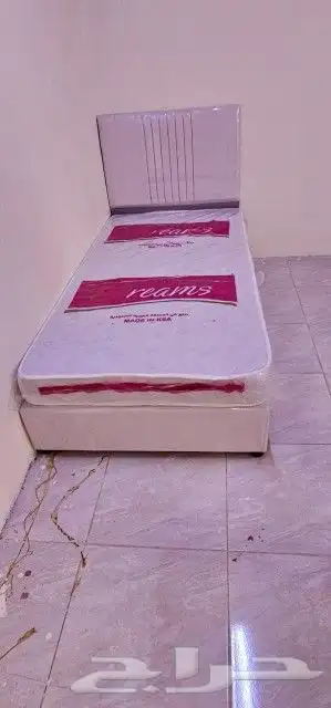 بوكسيات سرير خشب نفر نفر ونص نفرين مراتب طبيه مفارش لحافات 1